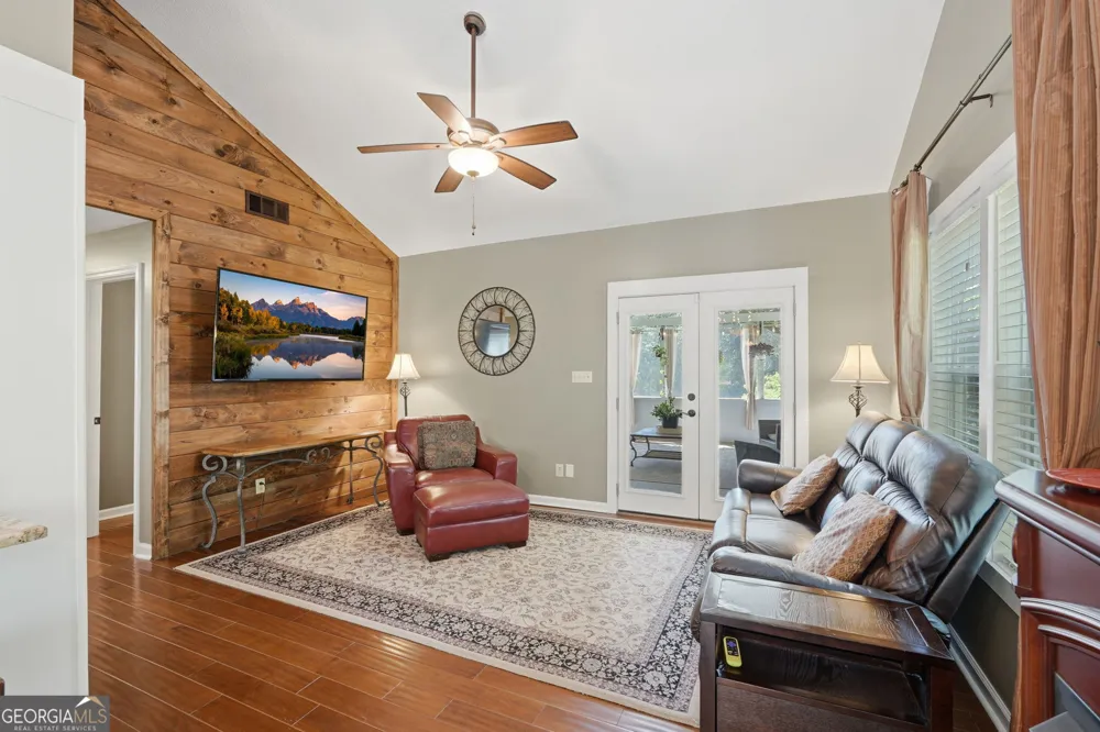201 Talona Lake TER Ellijay, GA 30536