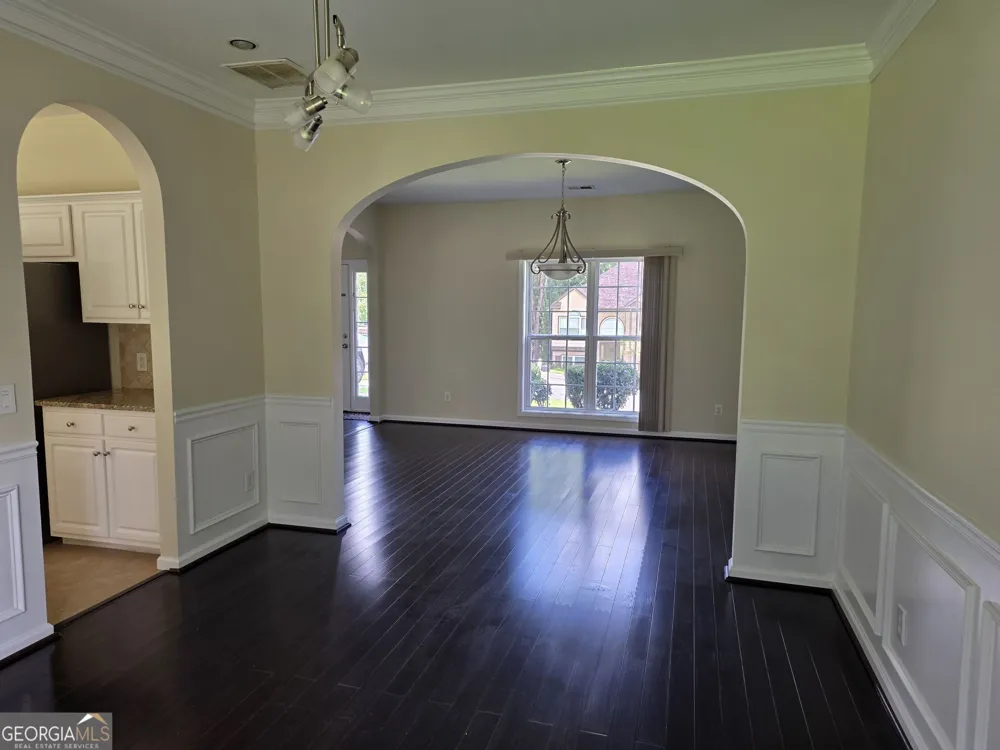 3931 McGuire WAY NW Kennesaw, GA 30144