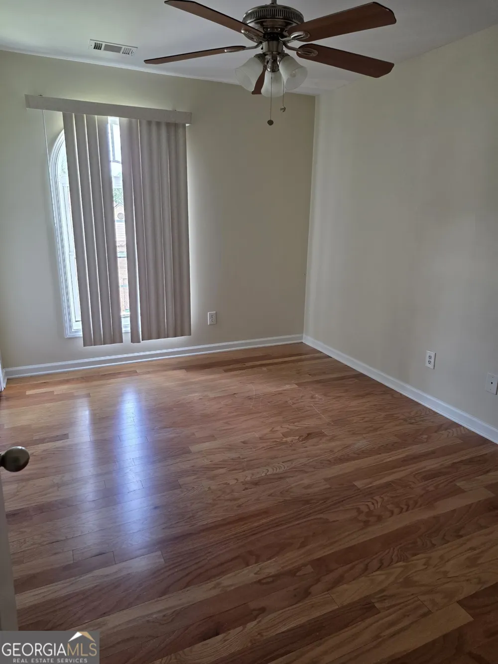 3931 McGuire WAY NW Kennesaw, GA 30144