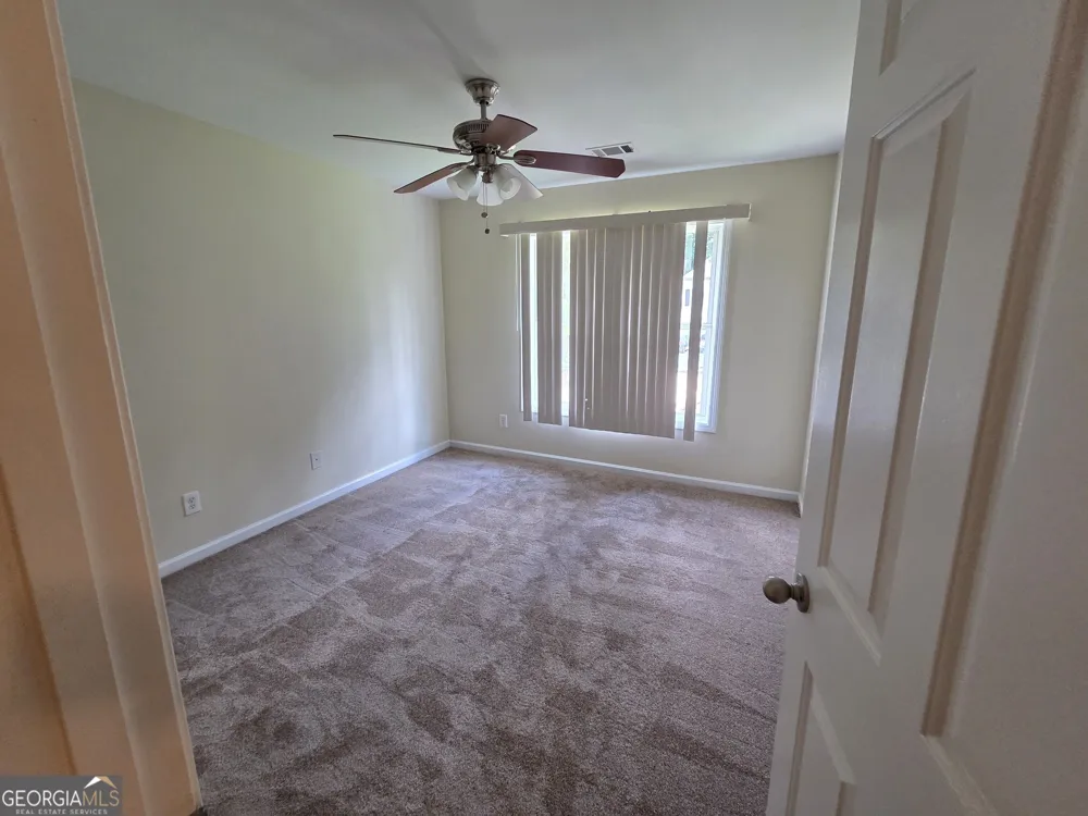 3931 McGuire WAY NW Kennesaw, GA 30144