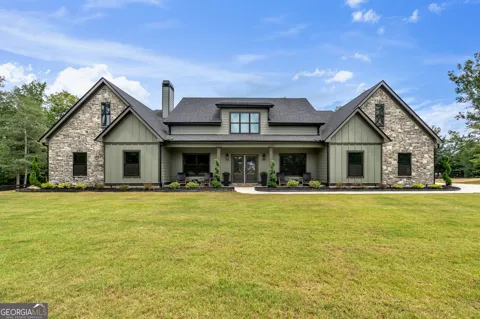 392 Georgian Pines DR