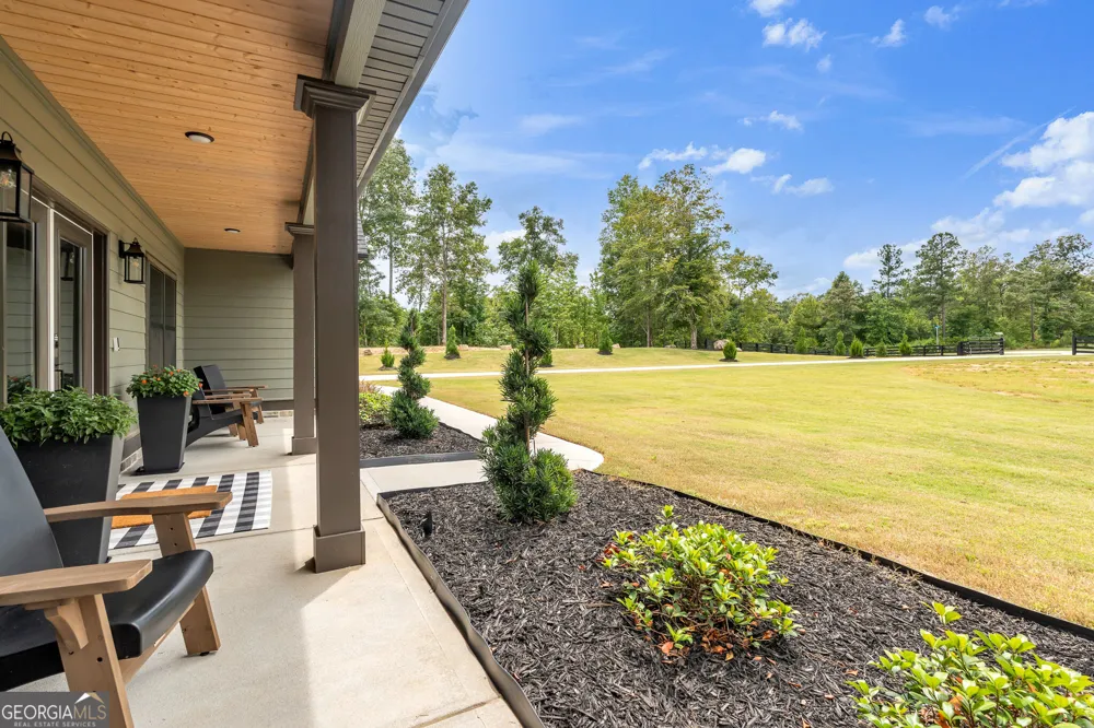 392 Georgian Pines DR Senoia, GA 30276