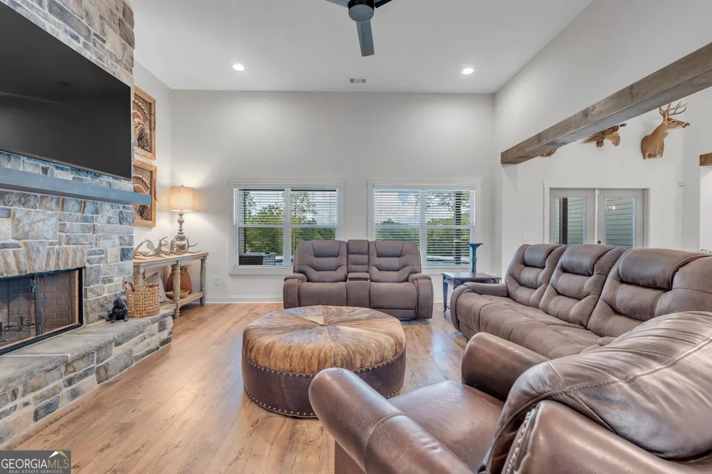392 Georgian Pines DR Senoia, GA 30276
