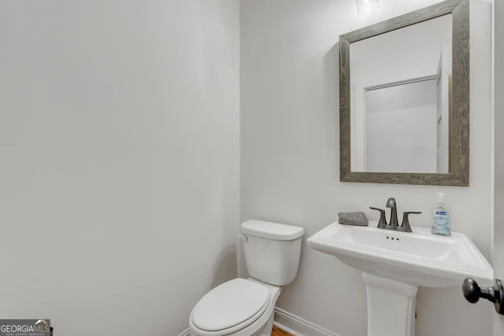 392 Georgian Pines DR Senoia, GA 30276