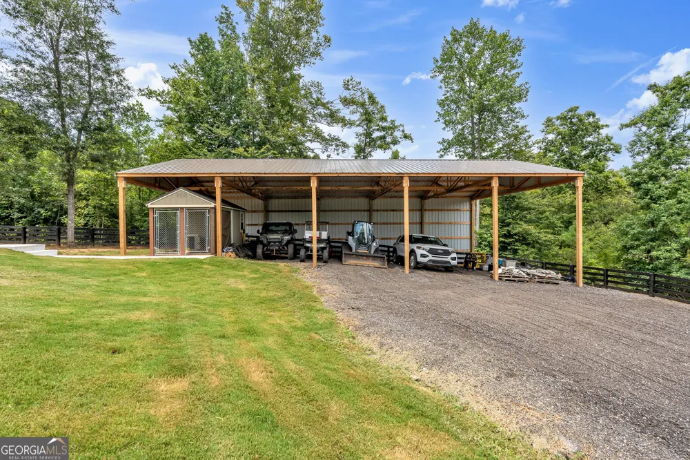 392 Georgian Pines DR Senoia, GA 30276