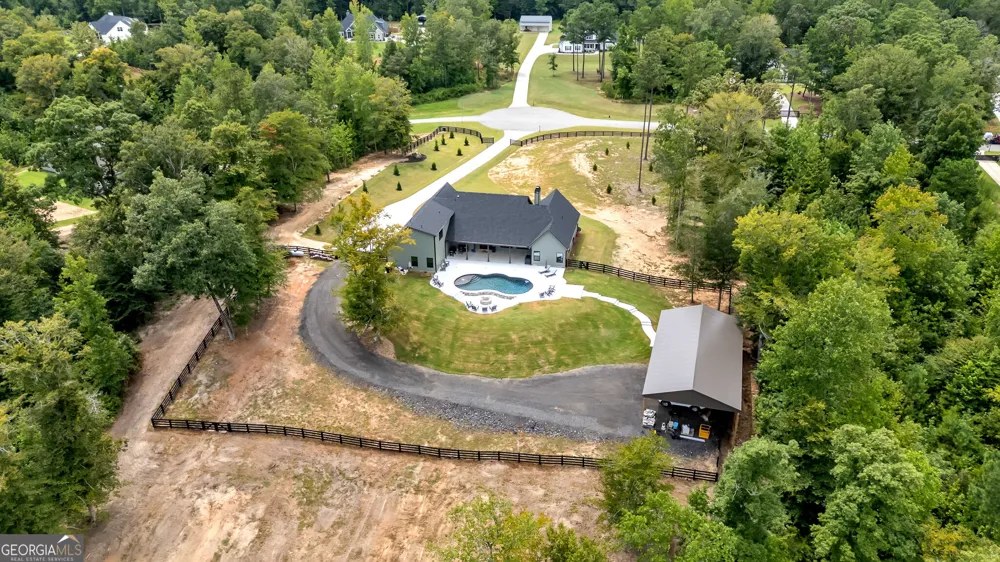 392 Georgian Pines DR Senoia, GA 30276
