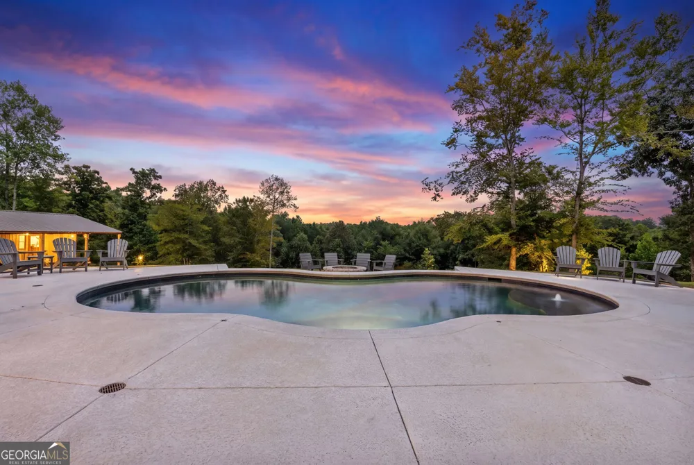 392 Georgian Pines DR Senoia, GA 30276