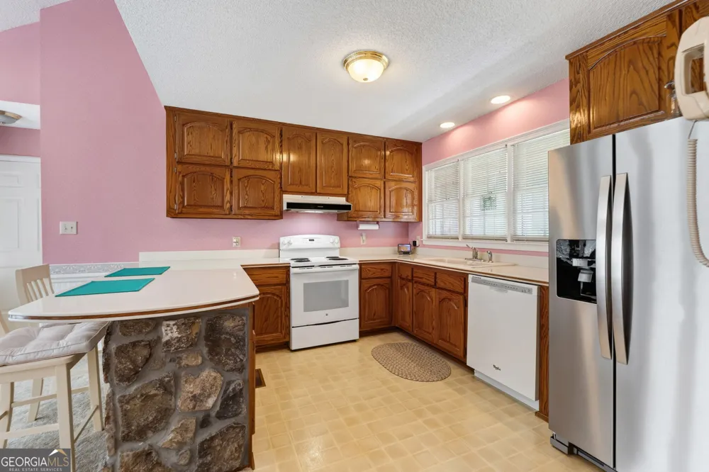 2575 Luella RD Locust Grove, GA 30248