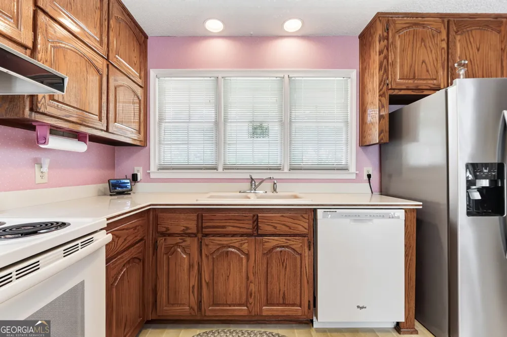 2575 Luella RD Locust Grove, GA 30248