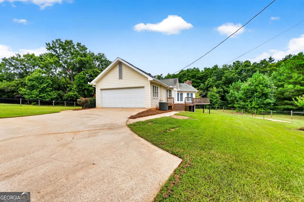 2575 Luella RD Locust Grove, GA 30248