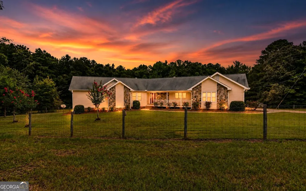 2575 Luella RD Locust Grove, GA 30248