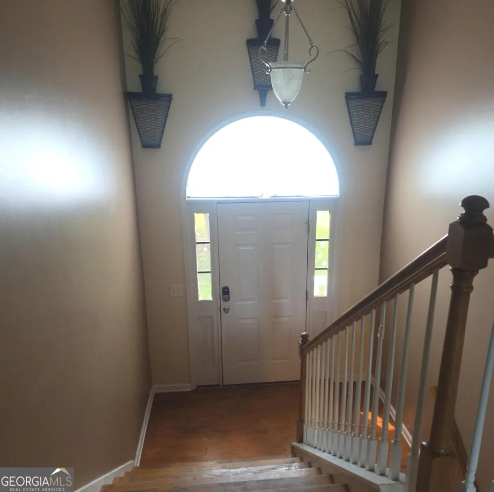 5774 Colonnade DR Rex, GA 30273