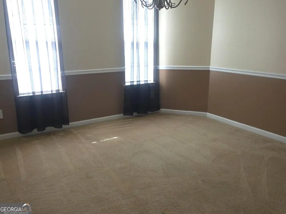 5774 Colonnade DR Rex, GA 30273