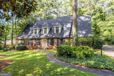 2267 Oxbow CIR