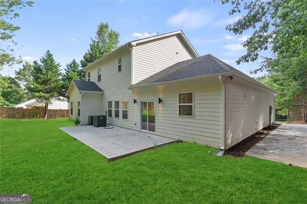 2195 Amberly Glen WAY Dacula, GA 30019
