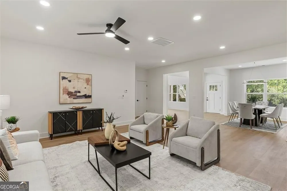 2195 Amberly Glen WAY Dacula, GA 30019
