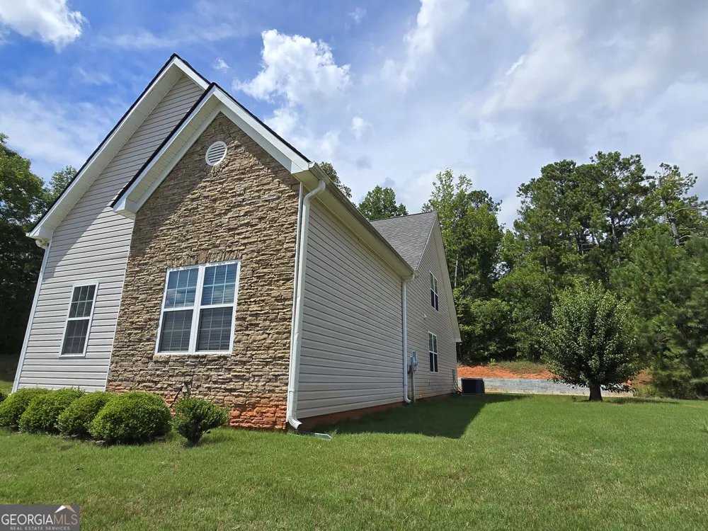 110 Lexington Park DR LaGrange, GA 30241