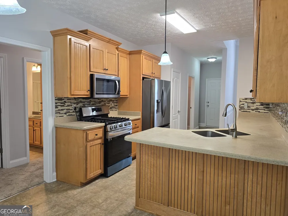 110 Lexington Park DR LaGrange, GA 30241