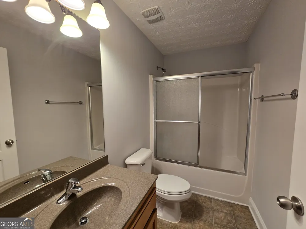 110 Lexington Park DR LaGrange, GA 30241