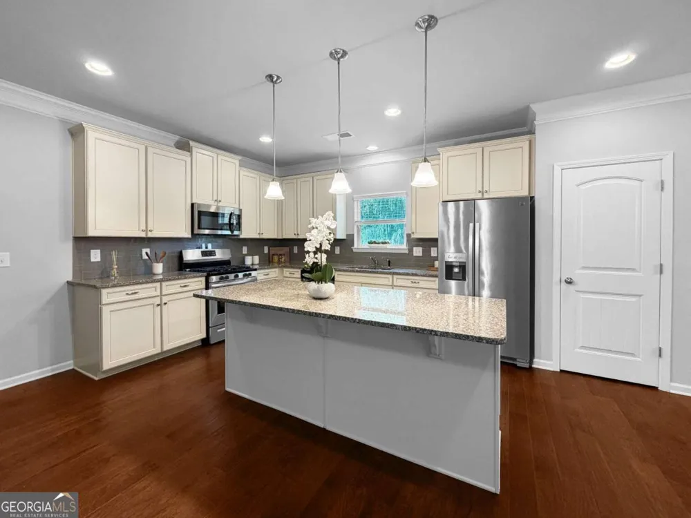1100 Sycamore Creek TRL Sugar Hill, GA 30518