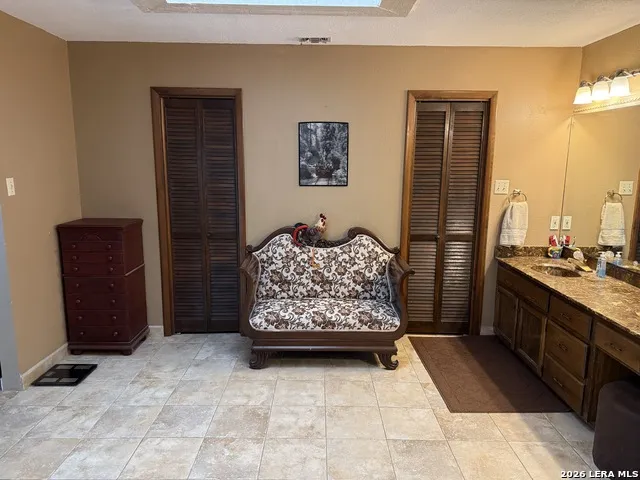 29616 No Le Hace Drive Fair Oaks Ranch, TX 78015