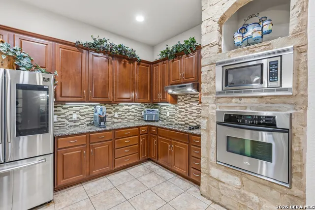 21815 ROAN BLF San Antonio, TX 78259