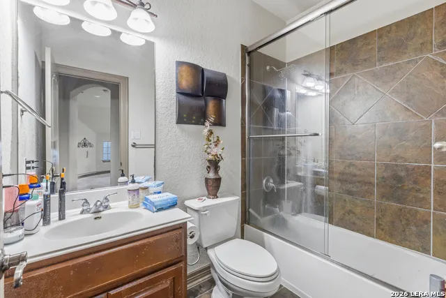 21815 ROAN BLF San Antonio, TX 78259