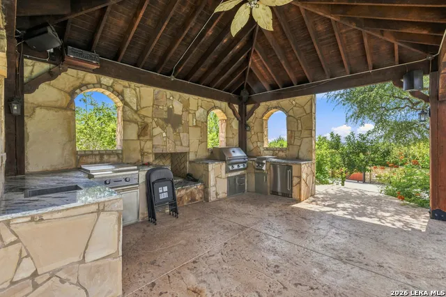 21815 ROAN BLF San Antonio, TX 78259