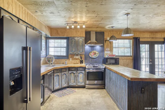 507 CR 348 Concan, TX 78838