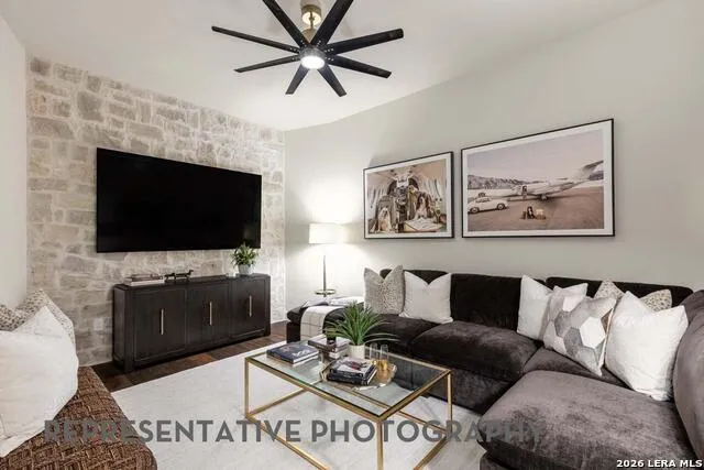201 Amistad Boerne, TX 78006