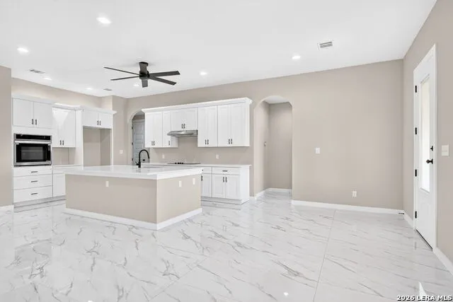 19724 Alexander Nova Somerset, TX 78069