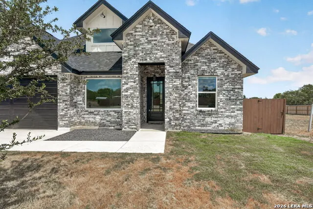 19724 Alexander Nova Somerset, TX 78069