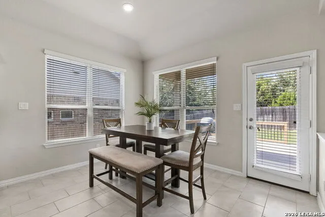 5013 Blue Ivy Bulverde, TX 78163
