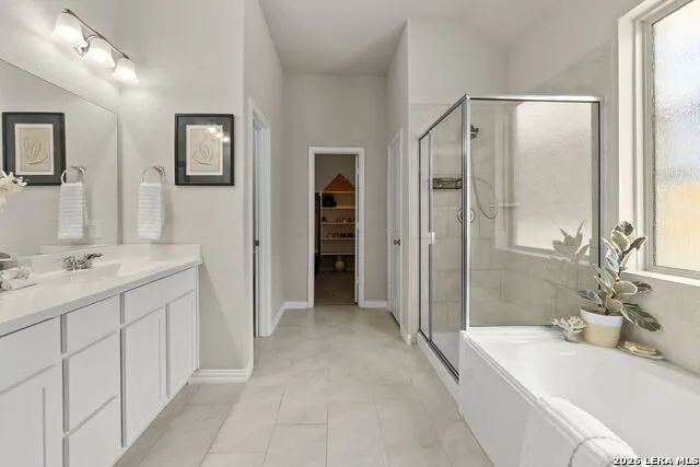 5013 Blue Ivy Bulverde, TX 78163