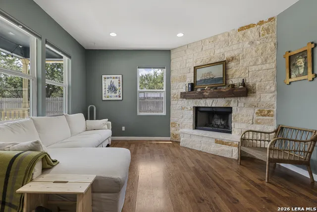 1296 Hedgestone Canyon Lake, TX 78133