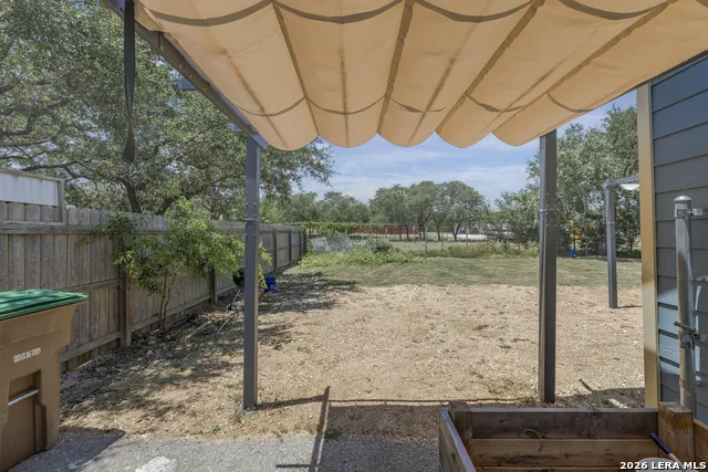 1296 Hedgestone Canyon Lake, TX 78133