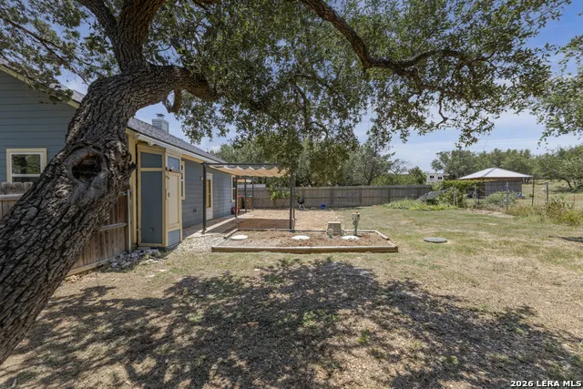 1296 Hedgestone Canyon Lake, TX 78133