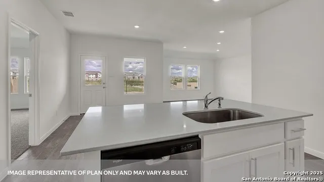 112 SOUTH PLAINS ROAD San Marcos, TX 78666