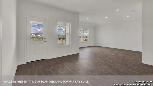 112 SOUTH PLAINS ROAD San Marcos, TX 78666