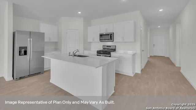 108 South Plains Road San Marcos, TX 78666