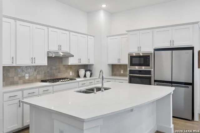 2913 Edinburgh Park Bulverde, TX 78163