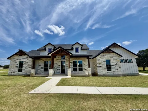 712 County Road 320