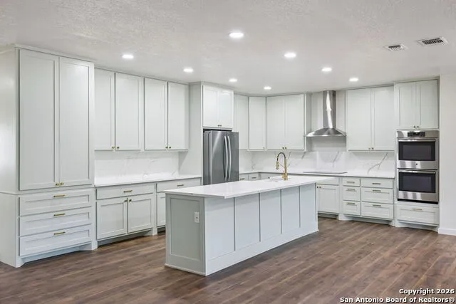 11890 Ranch Road 965 Fredericksburg, TX 78624