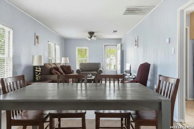 1117 Standish Floresville, TX 78114
