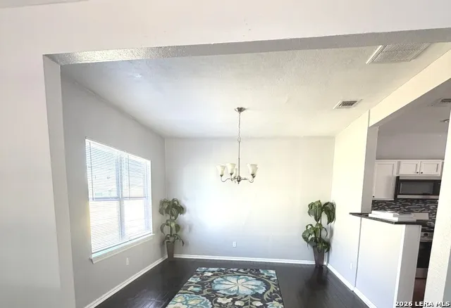 1214 W Winnipeg San Antonio, TX 78225