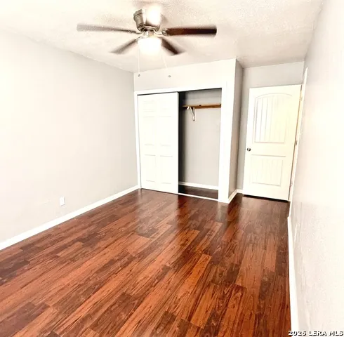1214 W Winnipeg San Antonio, TX 78225