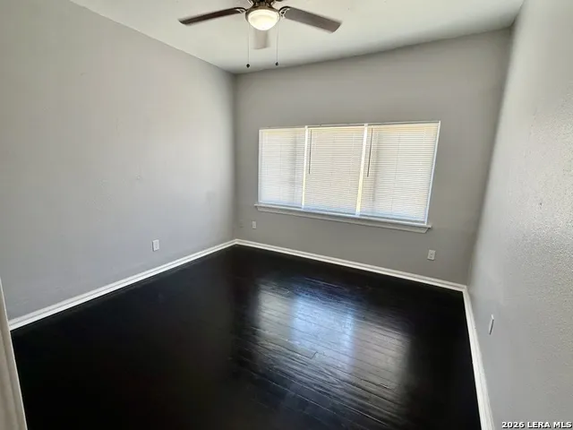 1214 W Winnipeg San Antonio, TX 78225