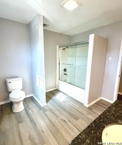 1214 W Winnipeg San Antonio, TX 78225