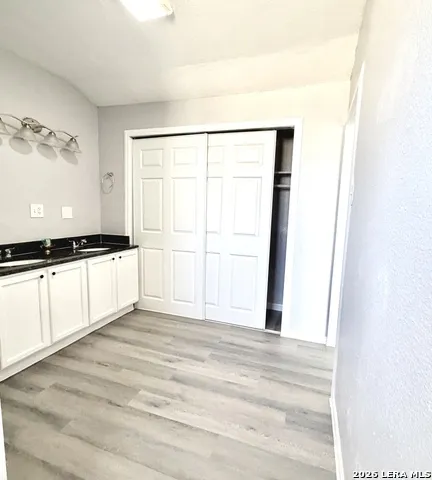 1214 W Winnipeg San Antonio, TX 78225