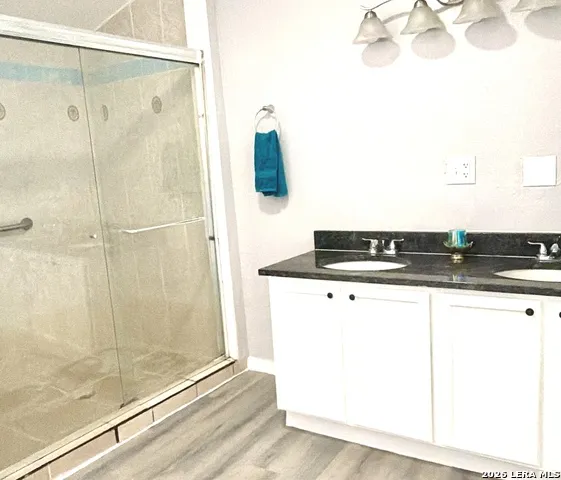 1214 W Winnipeg San Antonio, TX 78225